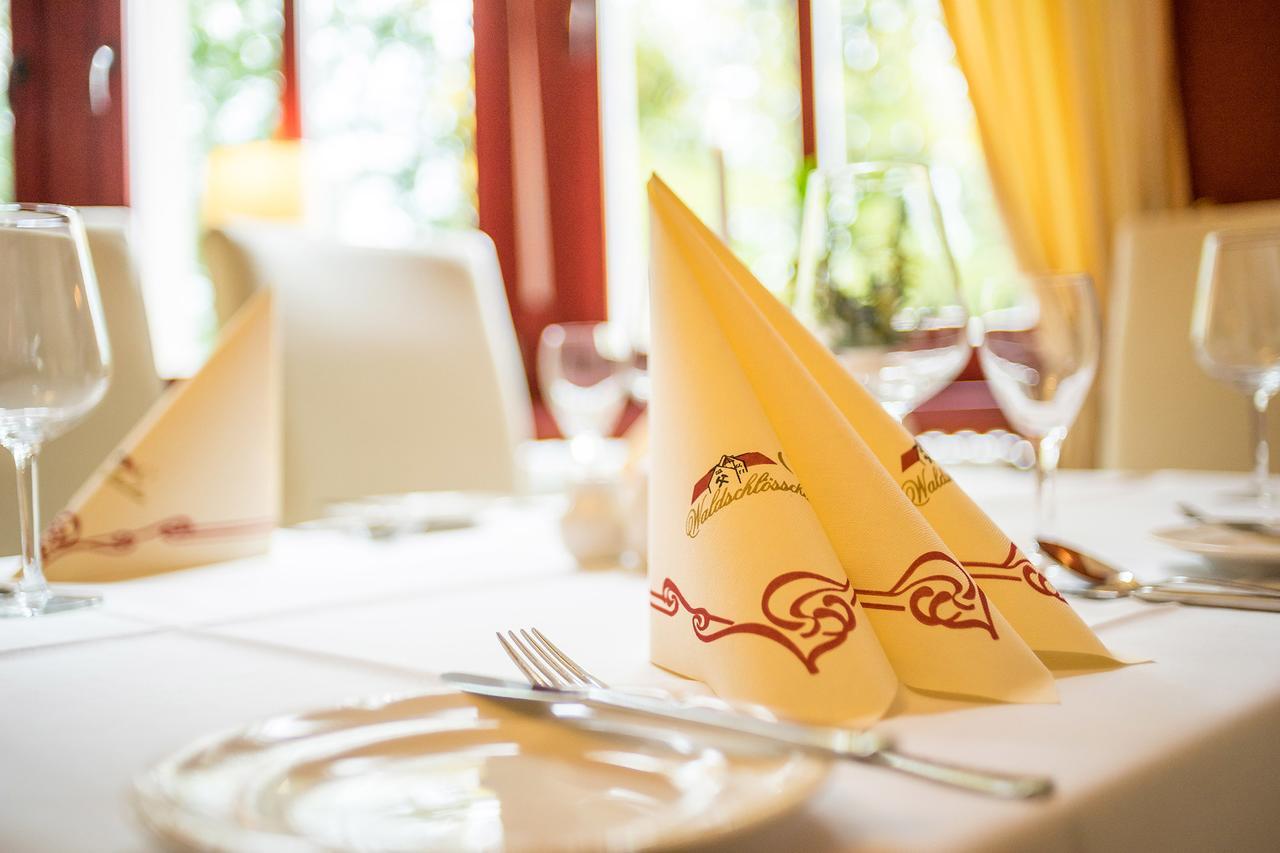 Hotel Waldschloesschen Wangen Esterno foto